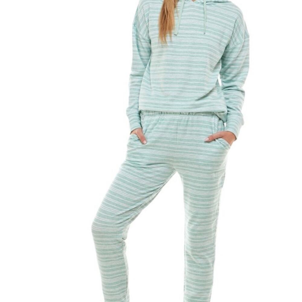 Roudelain Butter Knit Hood
Top & Slim Pants Pajama Set‎ Green Stripe